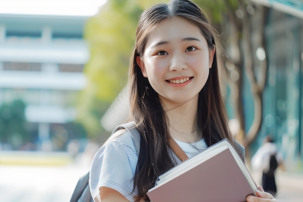 肇庆中学每年考上清华北大的人数是多少？